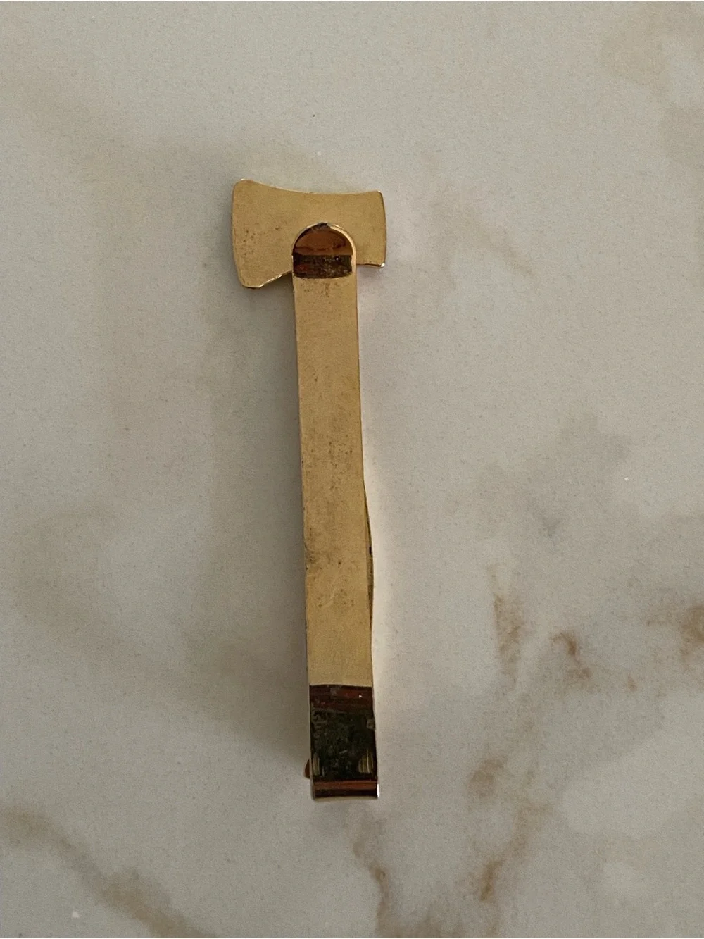 N/A sleek gold
